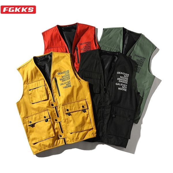 fgkks trend brand men fashion vest spring new men's multi-pocket casual vest high street hip hop vest coat male 201119, Black;white
fgkks trend brand men fashion vest spring new men's multi-pocket casual vest high street hip hop vest coat male 201119, Black;white