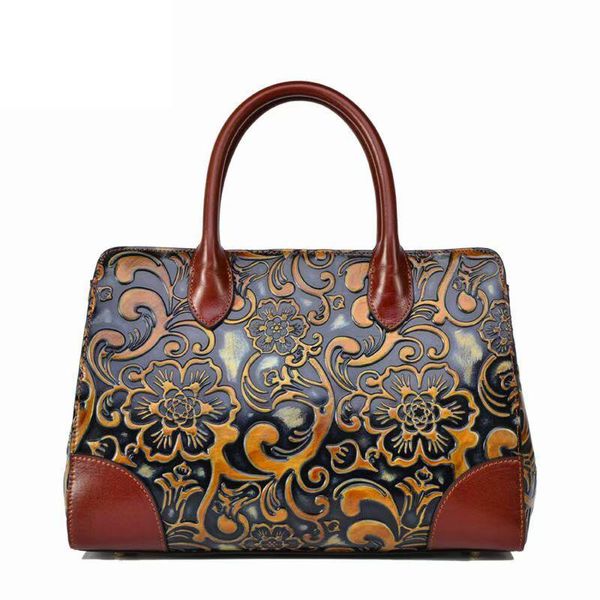 luxury designer women leather handbag fashion women genuine leather bag quality real cowhide bag tote female
luxury designer women leather handbag fashion women genuine leather bag quality real cowhide bag tote female