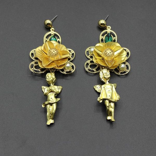 stud 2021 baroque fashion show long earrings angel human-shaped iron flower 573, Golden;silver
stud 2021 baroque fashion show long earrings angel human-shaped iron flower 573, Golden;silver