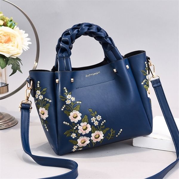 weave handle women floral pu leather small hand bags casual brand fashion designer ladies bag shoulder white female handbags c1223
weave handle women floral pu leather small hand bags casual brand fashion designer ladies bag shoulder white female handbags c1223