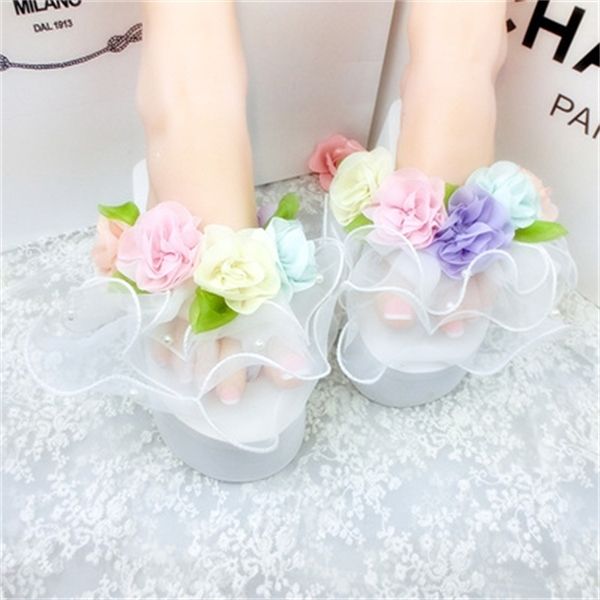2020 new sandals platform platform white slippers flower beaded fluffy yarn sweet beach shoes women's shoes y1120, Black
2020 new sandals platform platform white slippers flower beaded fluffy yarn sweet beach shoes women's shoes y1120, Black