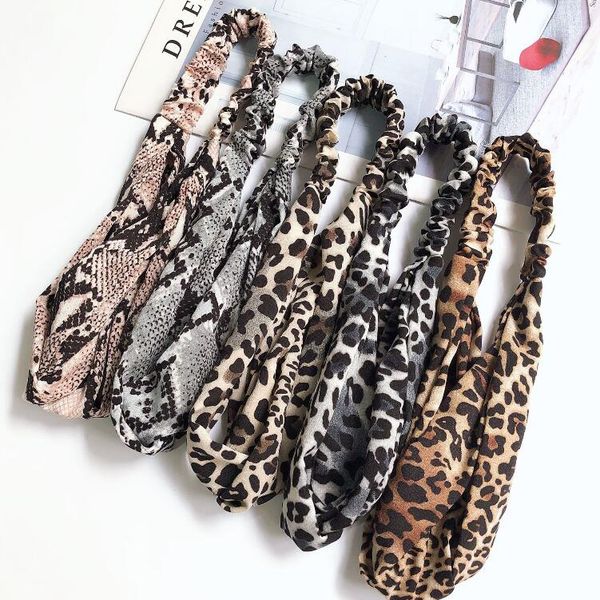 2021 fashion leopard print hair band new styles women cross elastic hairbands lady leopard print hairhoop hair accessories wholesale, Silver
2021 fashion leopard print hair band new styles women cross elastic hairbands lady leopard print hairhoop hair accessories wholesale, Silver