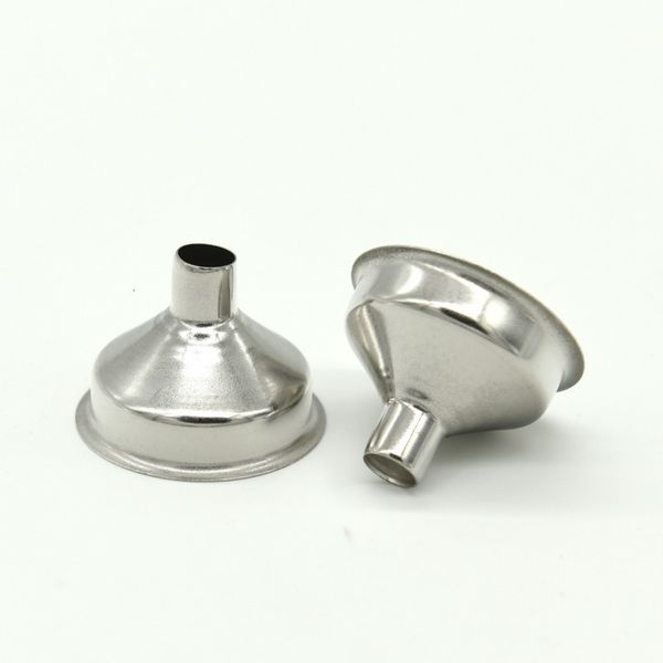 stainless steel funnel for all kinds of mini hip flasks pot wine filler durable 
stainless steel funnel for all kinds of mini hip flasks pot wine filler durable