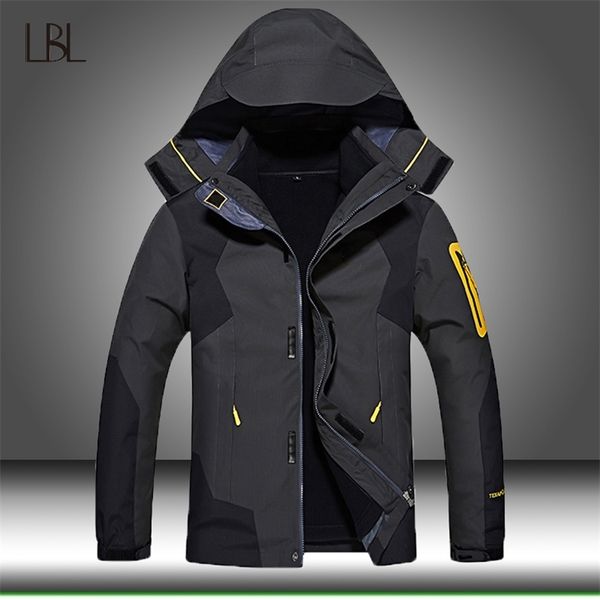 winter warm softshell fleece jacket men outdoor hiking camping windproof waterproof outwear male military zipper bomber jackets 201218, Black;brown
winter warm softshell fleece jacket men outdoor hiking camping windproof waterproof outwear male military zipper bomber jackets 201218, Black;brown