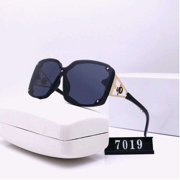 2020 night vision goggles glasses men women square night eyeglasses for driving driver nightvision anti glare glasses a6, White;black
2020 night vision goggles glasses men women square night eyeglasses for driving driver nightvision anti glare glasses a6, White;black