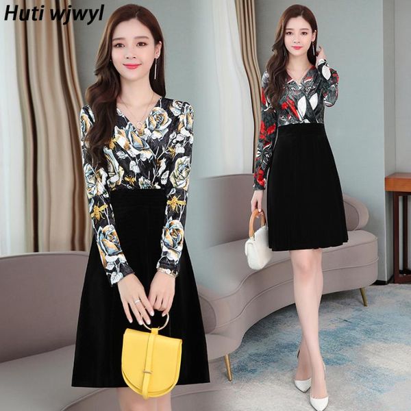 2021 winter god velvet warm vintage dresses autumn 4xl plus size long sleeve print mini dress women bodycon party vestidos, Black;gray
2021 winter god velvet warm vintage dresses autumn 4xl plus size long sleeve print mini dress women bodycon party vestidos, Black;gray