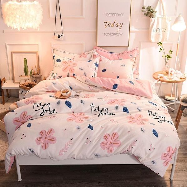 feather light 100% cotton grinding three or four pieces set of cotton bedding 1.5 bed bedding kit
feather light 100% cotton grinding three or four pieces set of cotton bedding 1.5 bed bedding kit