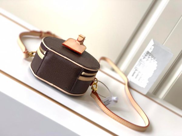 2020 fashion petite boite chapeau boite mm pm handbag purse original cowhide trim canvas hatbox designer shoulder bags crossbody messenger, Black;red
2020 fashion petite boite chapeau boite mm pm handbag purse original cowhide trim canvas hatbox designer shoulder bags crossbody messenger, Black;red