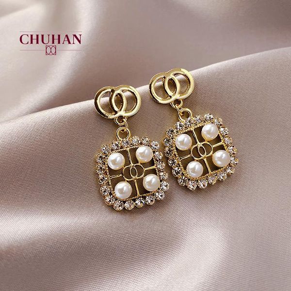 stud chuhan 2021 fashion round swing korean drop earrings for women cute geometric gold wedding jewelry j183, Golden;silver
stud chuhan 2021 fashion round swing korean drop earrings for women cute geometric gold wedding jewelry j183, Golden;silver