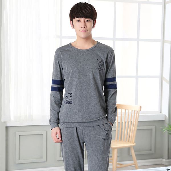 long sleeve homewear cotton pajama sets for men autumn winter casual striped o-neck pyjama male lounge clothes q1216, Black;white
long sleeve homewear cotton pajama sets for men autumn winter casual striped o-neck pyjama male lounge clothes q1216, Black;white