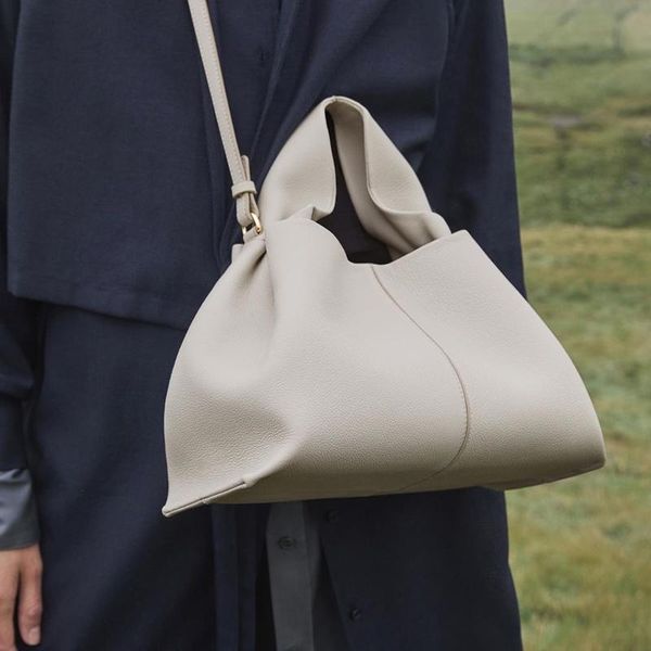 cross body women handbags designer shoulder bags leather crossbody messenger handle for 2021 tote bag
cross body women handbags designer shoulder bags leather crossbody messenger handle for 2021 tote bag