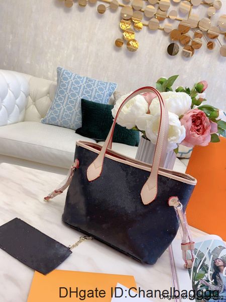 2020 european american fashion all kinds of old flower black white color single shoulder slant hanging shopping bag mother and
2020 european american fashion all kinds of old flower black white color single shoulder slant hanging shopping bag mother and
