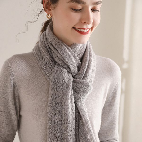 180*40cm female handkerchief degree warm and soft printing 100% pure cashmere goat knitting women's scarves, Blue;gray
180*40cm female handkerchief degree warm and soft printing 100% pure cashmere goat knitting women's scarves, Blue;gray