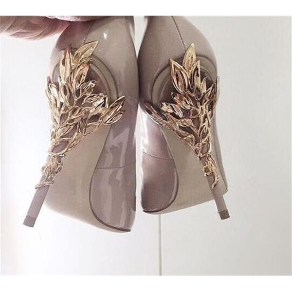 style women concise patent leather bombs metal mode leaf flowers high leap ladies wedding shoes elegant from stiletto party rdnf, Black
style women concise patent leather bombs metal mode leaf flowers high leap ladies wedding shoes elegant from stiletto party rdnf, Black
