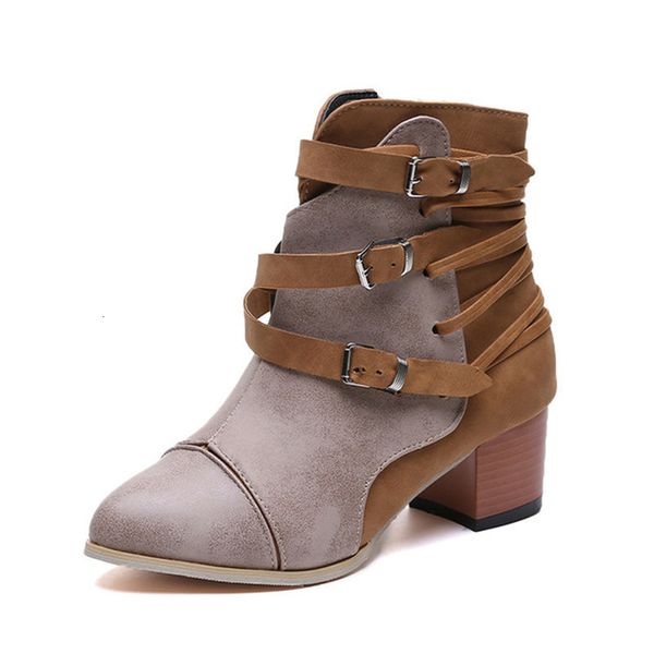 2021 new fall classic women's leather bracelet with casual boots female heet square shoes size 35-42 8mml, Black
2021 new fall classic women's leather bracelet with casual boots female heet square shoes size 35-42 8mml, Black
