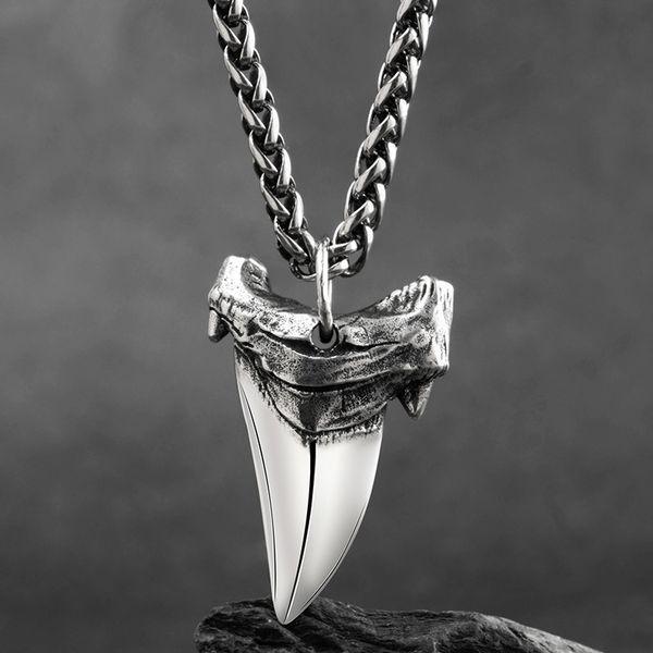 shark tooth silver necklace for men silver pendant jewelry hippop street culture mygrillz lj201016
shark tooth silver necklace for men silver pendant jewelry hippop street culture mygrillz lj201016