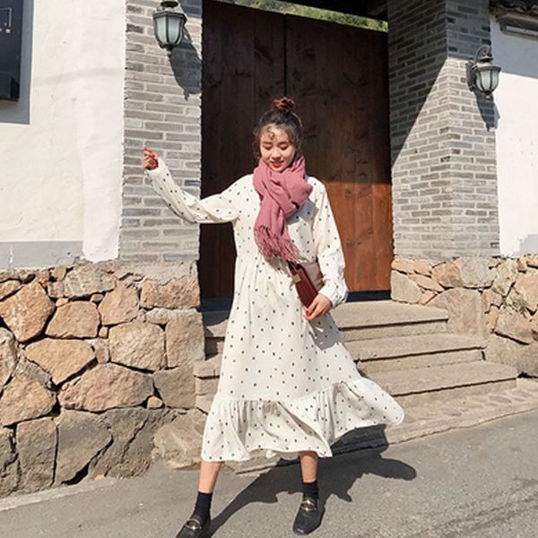 plus size 2020 spring summer european style brand cothing loose long sleeve women dresses print dot linen vestidos o-neck robe lj201203, White;black
plus size 2020 spring summer european style brand cothing loose long sleeve women dresses print dot linen vestidos o-neck robe lj201203, White;black