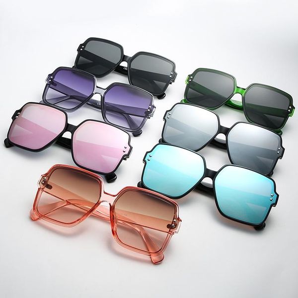 sunglasses 2021 europe and america fashion men women retro meters nail glasses t rend versatile sun glass uv400, White;black
sunglasses 2021 europe and america fashion men women retro meters nail glasses t rend versatile sun glass uv400, White;black