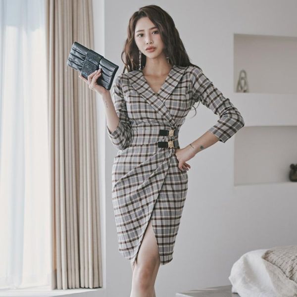 women's suits & blazers autumn women vintage plaid mini dresses spring long sleeve bodycon business work dress sheath party, White;black
women's suits & blazers autumn women vintage plaid mini dresses spring long sleeve bodycon business work dress sheath party, White;black