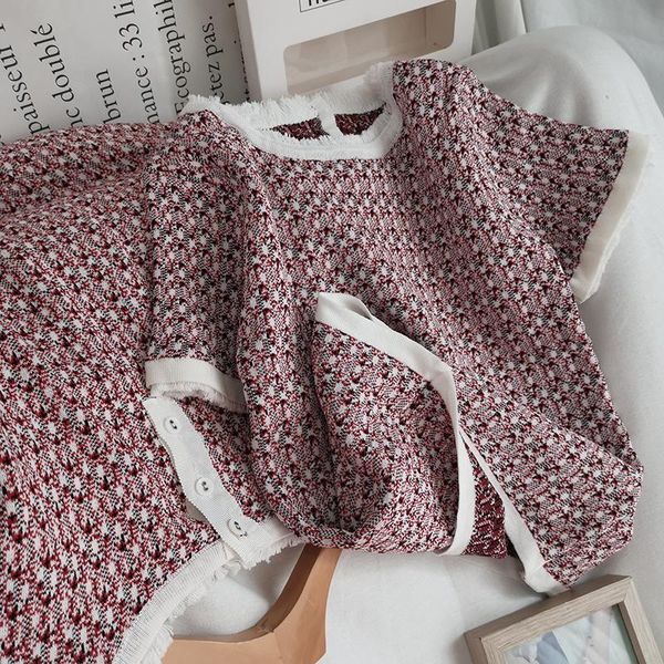 women short sleeve knitted female summer knitted slim outer wear ladies casual blouse shirt, White
women short sleeve knitted female summer knitted slim outer wear ladies casual blouse shirt, White