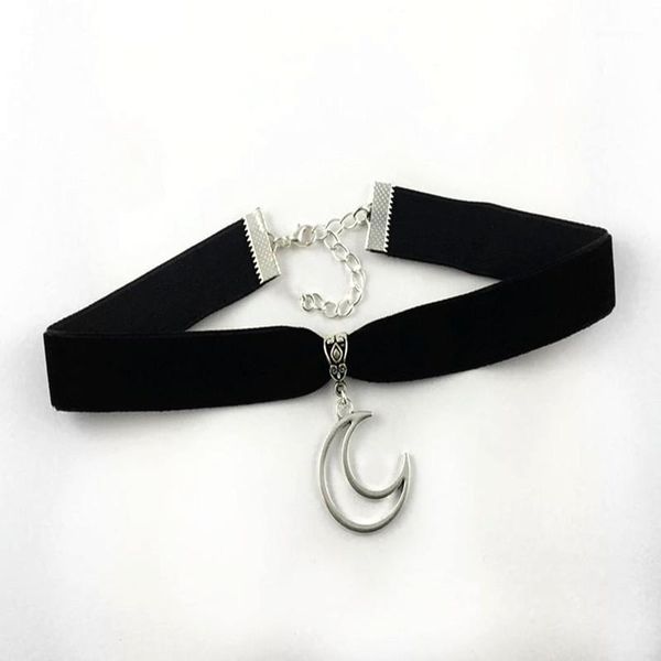 black velvet choker with silver colour moon charm crescent necklace gothic jewelry fashion pendant gorgeous women gifts 2020 new1, Golden;silver
black velvet choker with silver colour moon charm crescent necklace gothic jewelry fashion pendant gorgeous women gifts 2020 new1, Golden;silver