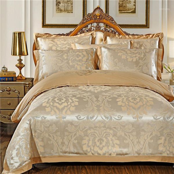 bedding sets 4/6 pcs golden gold king size jacquard set satin cotton bed duvet cover sheet and pillowcases1
bedding sets 4/6 pcs golden gold king size jacquard set satin cotton bed duvet cover sheet and pillowcases1