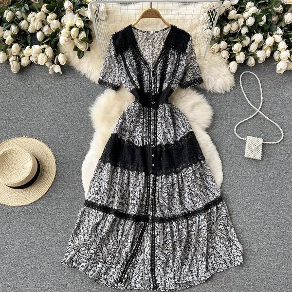 summer flower chiffon flowy long dress women v-neck lantern sleeve floral print single breasted lace stitching party vestidos 2022, Black;gray
summer flower chiffon flowy long dress women v-neck lantern sleeve floral print single breasted lace stitching party vestidos 2022, Black;gray