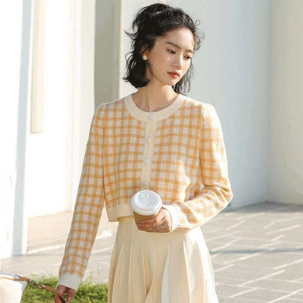 korean version of small fresh wild loose plaid single-breasted short long-sleeved knit cardigan sweater, White
korean version of small fresh wild loose plaid single-breasted short long-sleeved knit cardigan sweater, White