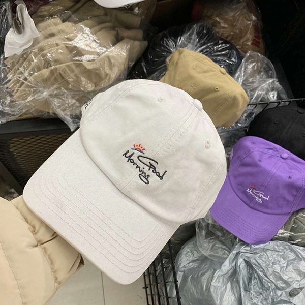 korean casual baseball cap with small letter embroidery for men and women, Blue;gray
korean casual baseball cap with small letter embroidery for men and women, Blue;gray