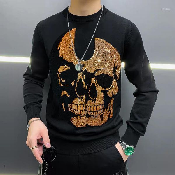 new black / white knitted long-sleeved winter men's round neck drill skull casual and comfortable pullover 1, White;black
new black / white knitted long-sleeved winter men's round neck drill skull casual and comfortable pullover 1, White;black