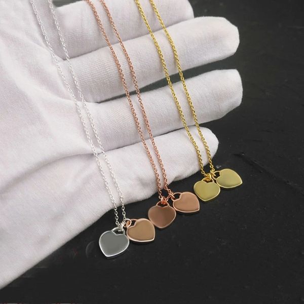 2022 brand original jewelry designer necklace mini double heart pendant women's fashion simple high-end sweater chain, Silver
2022 brand original jewelry designer necklace mini double heart pendant women's fashion simple high-end sweater chain, Silver