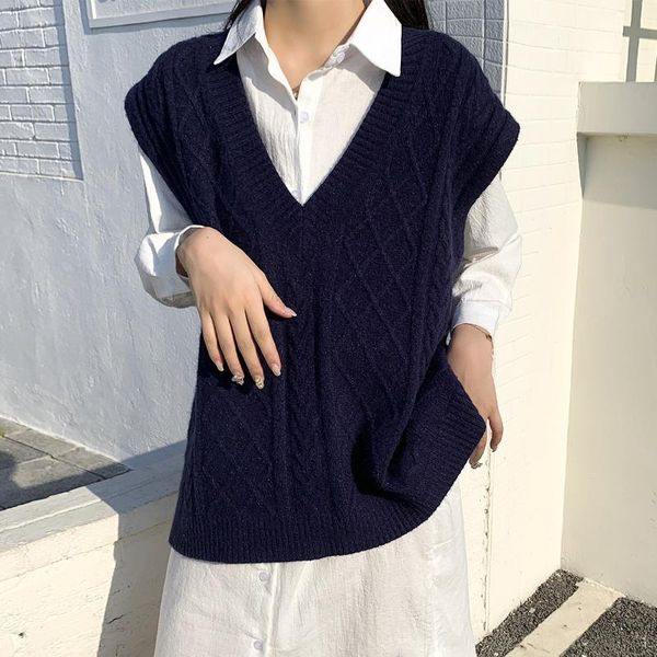 women's vests women 2021 fashion oversized knitted vest sweater vintage sleeveless side vents female waistcoat chic, Black;white
women's vests women 2021 fashion oversized knitted vest sweater vintage sleeveless side vents female waistcoat chic, Black;white