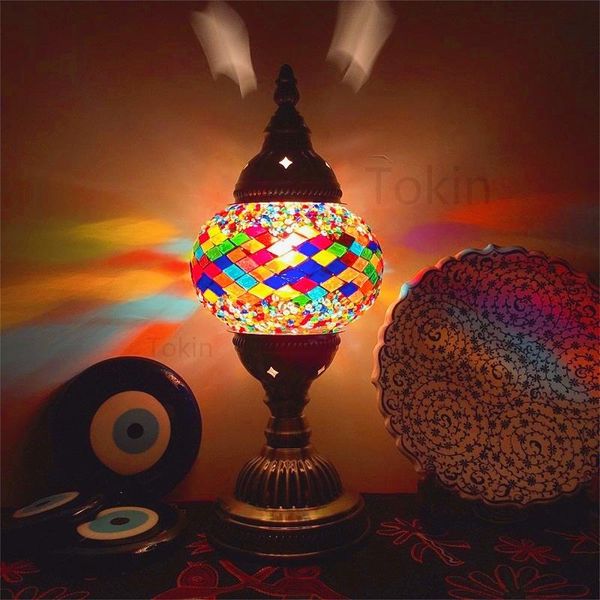 new style turkish mosaic table lamp vintage art deco handcrafted lamparas de mesa glass romantic bed light lamparas con mosaicos
new style turkish mosaic table lamp vintage art deco handcrafted lamparas de mesa glass romantic bed light lamparas con mosaicos