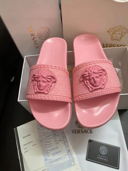 2019 designer design sandals summer men's and women's slippers, comfortable and breathable women's summer, casual and fashion, Black
2019 designer design sandals summer men's and women's slippers, comfortable and breathable women's summer, casual and fashion, Black