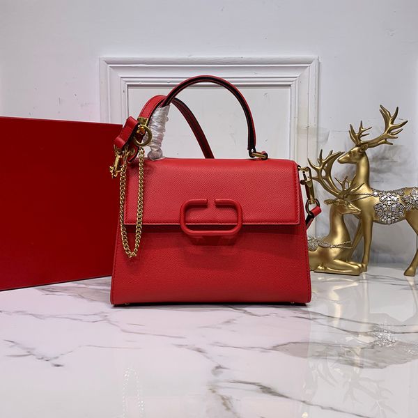 granulated calfskin handbag 0025# extend the shoulder strap and handle graceful bag vintage brass the bottom of the package spats loulou bag
granulated calfskin handbag 0025# extend the shoulder strap and handle graceful bag vintage brass the bottom of the package spats loulou bag