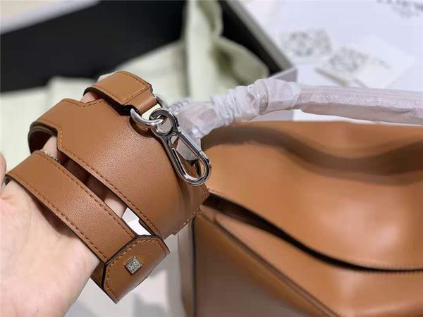 multilateral geometric bag luxurys desigers bags pattern shoulder bag women pure color baguette real leather cross body bags wallers purse#1
multilateral geometric bag luxurys desigers bags pattern shoulder bag women pure color baguette real leather cross body bags wallers purse#1