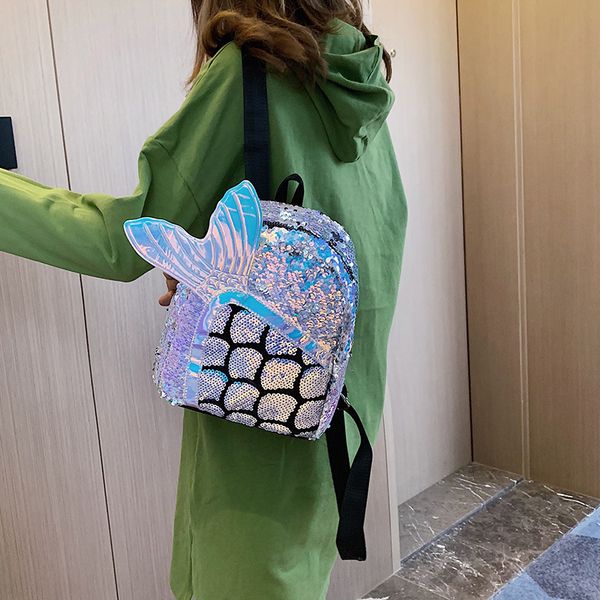 cartoon 3d mermaid tail backpack for girls sequined kids bag bling sequin rucksack school bag cute teenagers mini clutch mochila y0125
cartoon 3d mermaid tail backpack for girls sequined kids bag bling sequin rucksack school bag cute teenagers mini clutch mochila y0125
