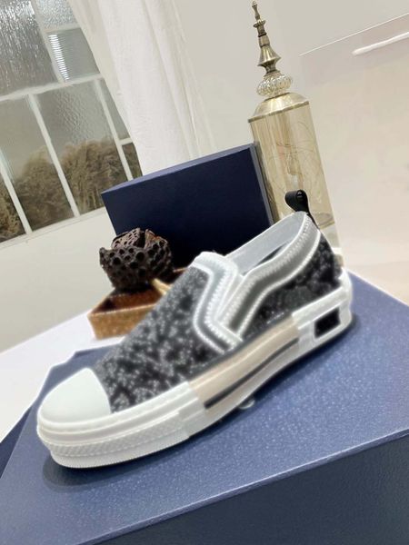 2021 высокое качество 1.1 жаккардовые ткани и shawn loafers технические флористические холст мальчики дамы низкая верхняя ложные ложные буда
2021 высокое качество 1.1 жаккардовые ткани и shawn loafers технические флористические холст мальчики дамы низкая верхняя ложные ложные буда