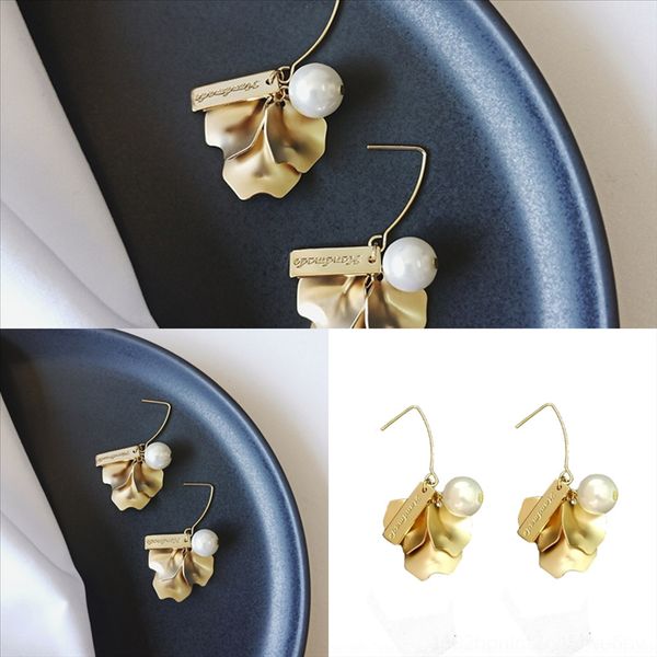 jxb style retro earring bijoux crystal size mixed zirconiaboxes round square cubic luxusteel earrings sets female, Golden
jxb style retro earring bijoux crystal size mixed zirconiaboxes round square cubic luxusteel earrings sets female, Golden