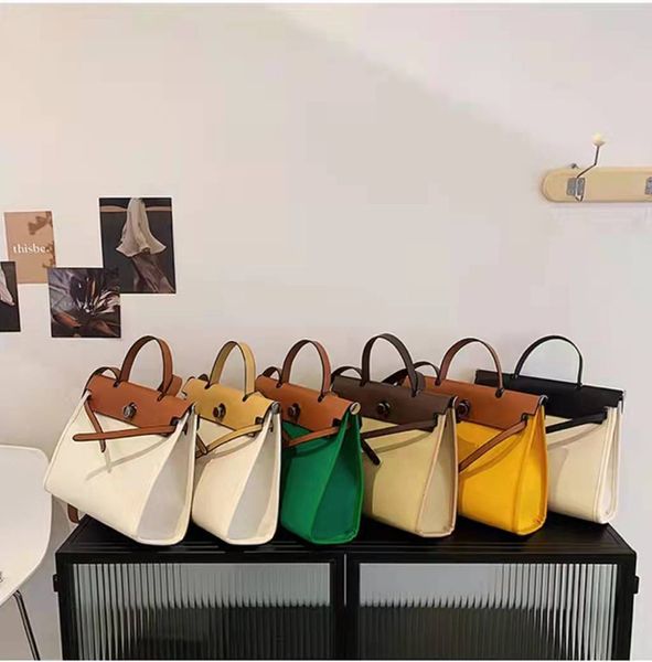 luxury totes large capacity casual canvas handbag messenger bag designer shoulder bags for women soft leather handle simple design cross bod
luxury totes large capacity casual canvas handbag messenger bag designer shoulder bags for women soft leather handle simple design cross bod