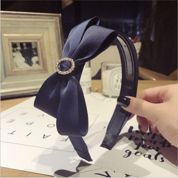 fashion boutique hair accessories women's sweet satin fabric bow wide side with teeth non-slip hairband headband hair band girl
fashion boutique hair accessories women's sweet satin fabric bow wide side with teeth non-slip hairband headband hair band girl