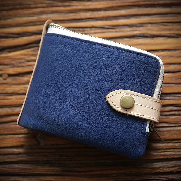 2020 new arrival luxury genuine leather two folds wallet pure color nature cowhide men and women small purse cardholder, Red;black
2020 new arrival luxury genuine leather two folds wallet pure color nature cowhide men and women small purse cardholder, Red;black