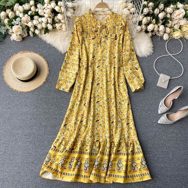 2021 new chiffon female floral printing long-sleeve the line dressed autumn bow cord dress 74bi, Black;gray
2021 new chiffon female floral printing long-sleeve the line dressed autumn bow cord dress 74bi, Black;gray