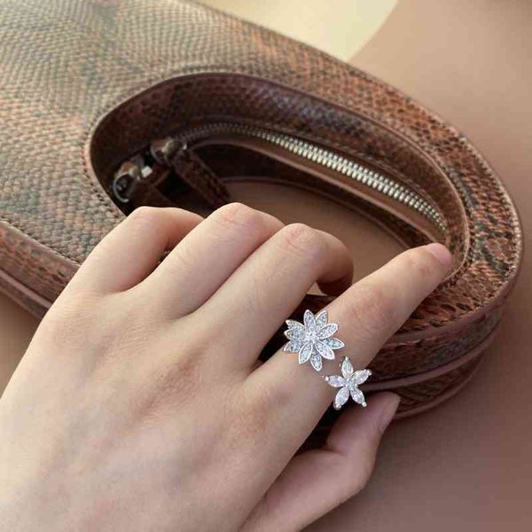 band ring rings ins temperament niche design zircon inlaid full diamond fashion versatile flower ring with adjustable opening, Silver
band ring rings ins temperament niche design zircon inlaid full diamond fashion versatile flower ring with adjustable opening, Silver