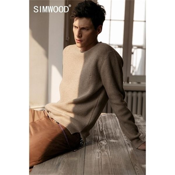 simwood autumn winter new distressed pullover sweater men ripped hole warm knitwear plus size casual sweaters si980566 201118, White;black
simwood autumn winter new distressed pullover sweater men ripped hole warm knitwear plus size casual sweaters si980566 201118, White;black