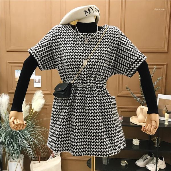 2020 autumn and winter new loose long-sleeved bottoming t-shirt + elastic waist plaid short-sleeved dress two-piece female 09251, Gray
2020 autumn and winter new loose long-sleeved bottoming t-shirt + elastic waist plaid short-sleeved dress two-piece female 09251, Gray
