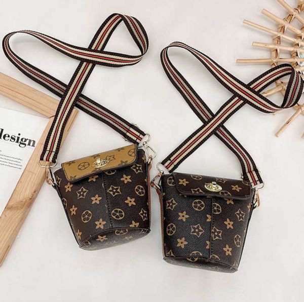 vintage retro bucket bags crossbody shoulder bag flap purses clutch pu leather designers backpack tote knitted belt fanny pack cosmetic make, Black
vintage retro bucket bags crossbody shoulder bag flap purses clutch pu leather designers backpack tote knitted belt fanny pack cosmetic make, Black
