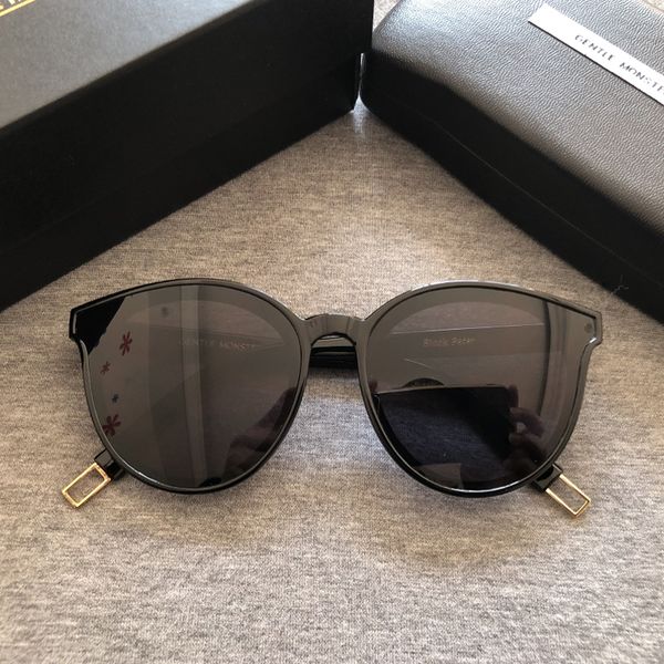 2020 brand women gentle monster sunglasses korean design lady vintage cat eye sun glasses retro sunglass original box package
2020 brand women gentle monster sunglasses korean design lady vintage cat eye sun glasses retro sunglass original box package