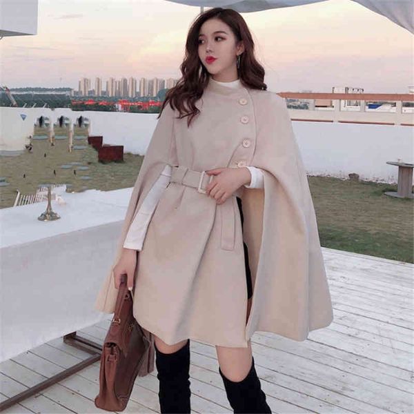 women's fur & faux capa poncho elegante feminina , capa de cor sólida com novo estilo coreano alta qualida para outono, casaco cintura, Black
women's fur & faux capa poncho elegante feminina , capa de cor sólida com novo estilo coreano alta qualida para outono, casaco cintura, Black
