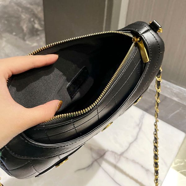 202225cm luxury designer shoulder bag leather handbags black clothing metal buttons chains crossbody designers bags
202225cm luxury designer shoulder bag leather handbags black clothing metal buttons chains crossbody designers bags